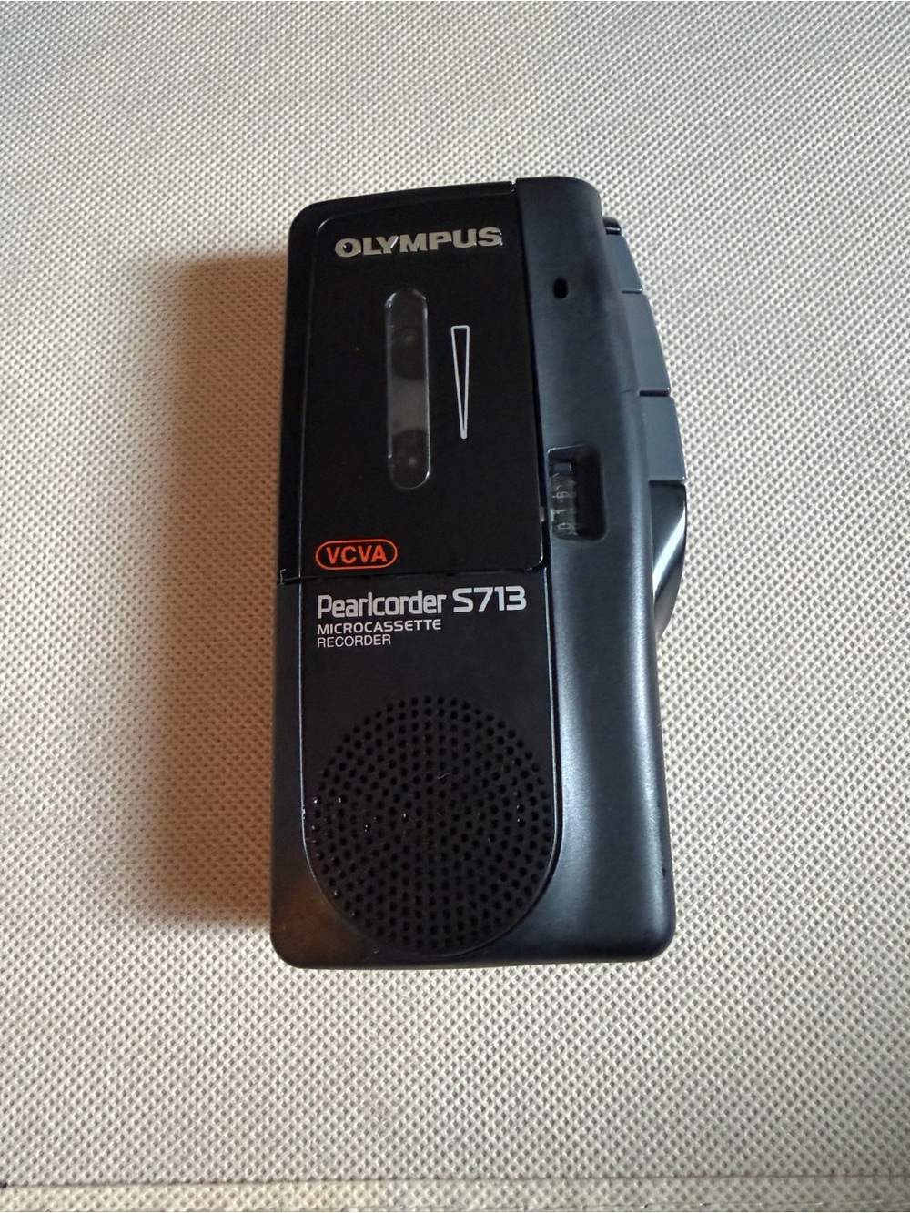 Olympus Black Pearlcorder S713 Microcassette Voice Recorder